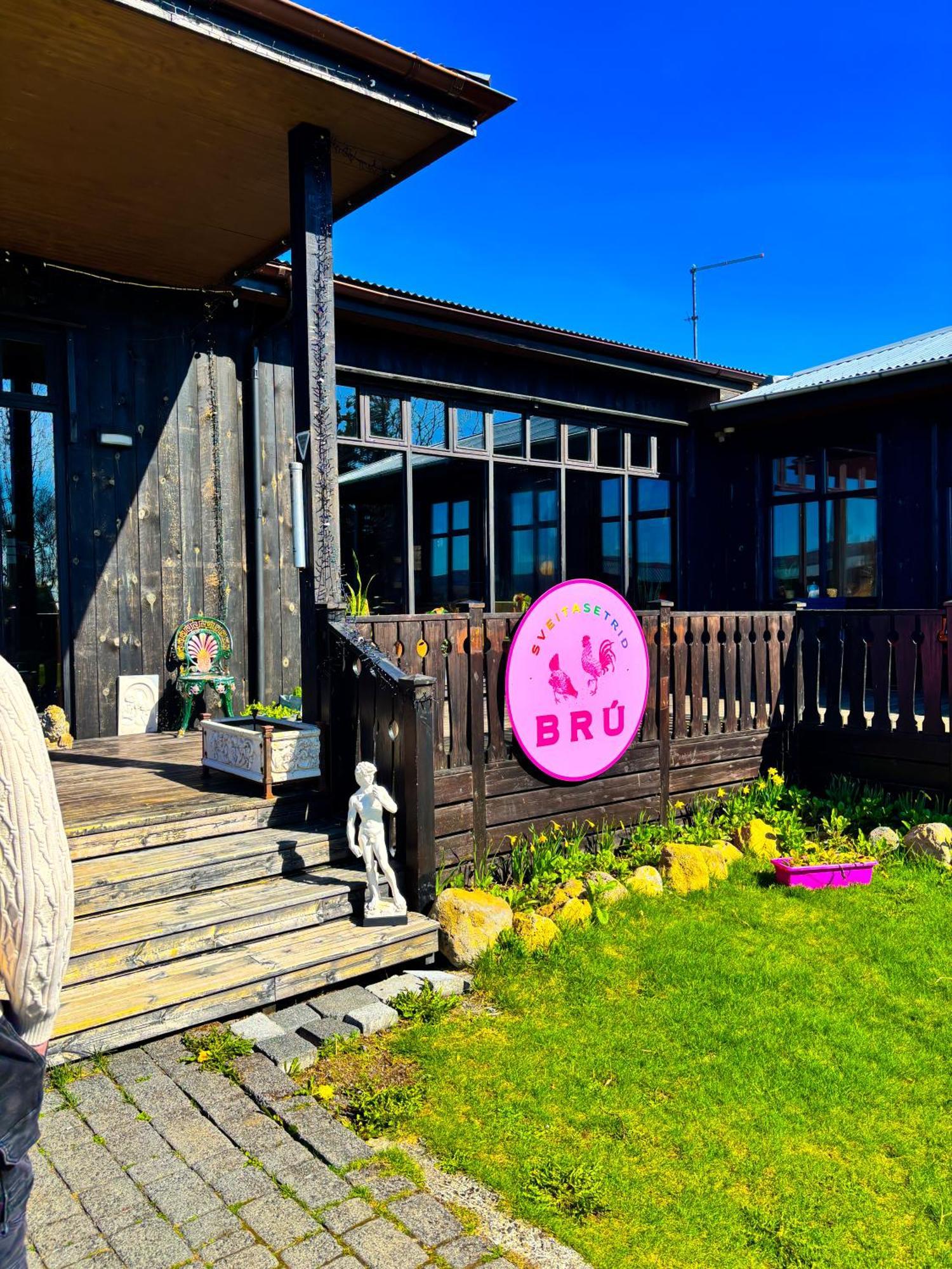 Bru Country Estate Hotel Selfoss Exterior photo